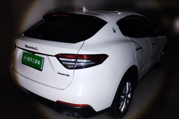 Used Maserati Levante 2018 3.0T Classic Edition Rear Right 45 Deg