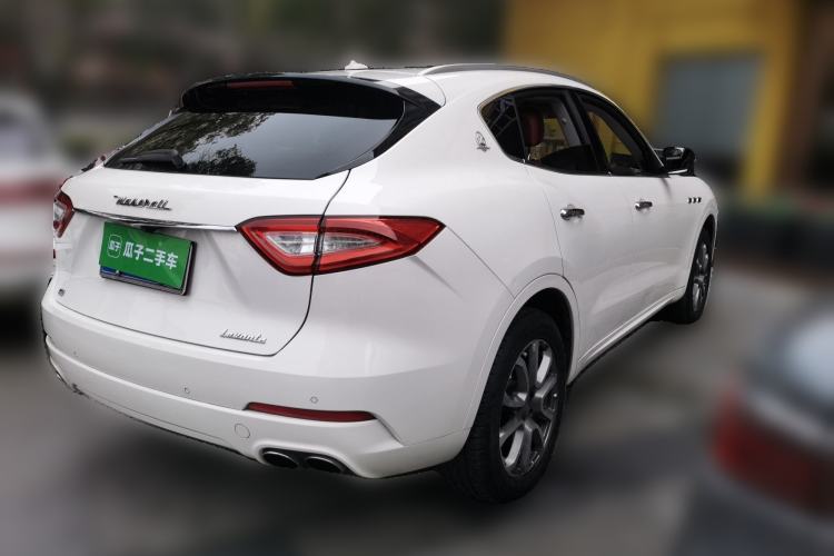 Used Maserati Levante 2018 3.0T Standard Edition Rear Right 45 Deg