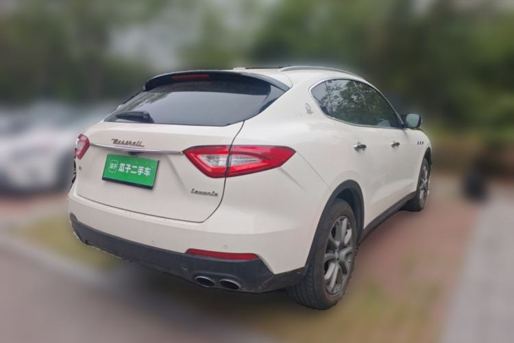 Used Maserati Levante 2018 3.0T Standard Edition Rear Right 45 Deg