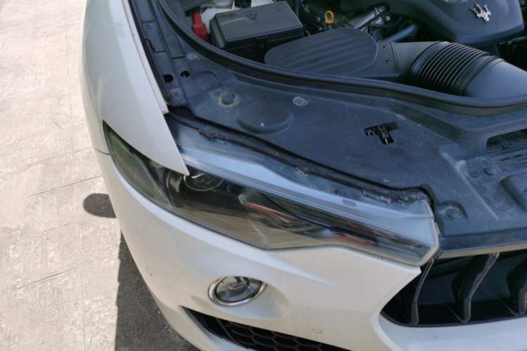 Used Maserati Levante 2018 3.0T Classic Edition Right Front Headlight