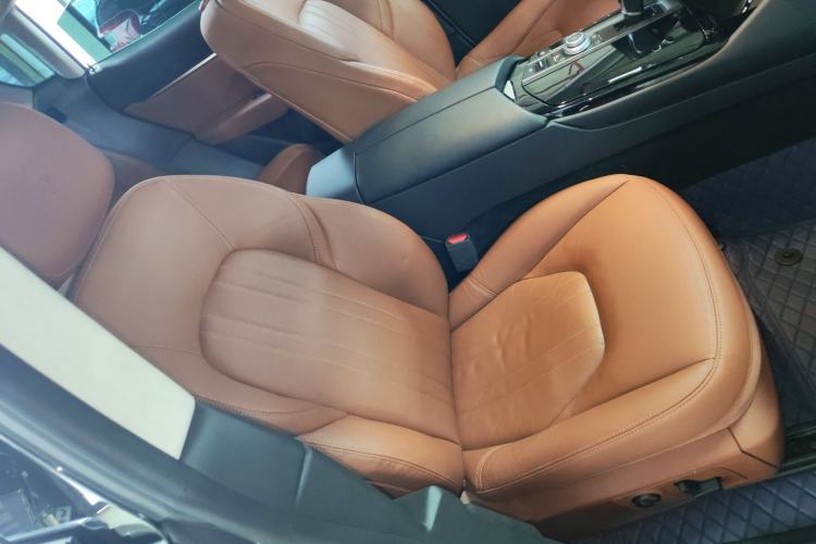 Used Maserati Levante 2018 3.0T Standard Edition Right Front Seat