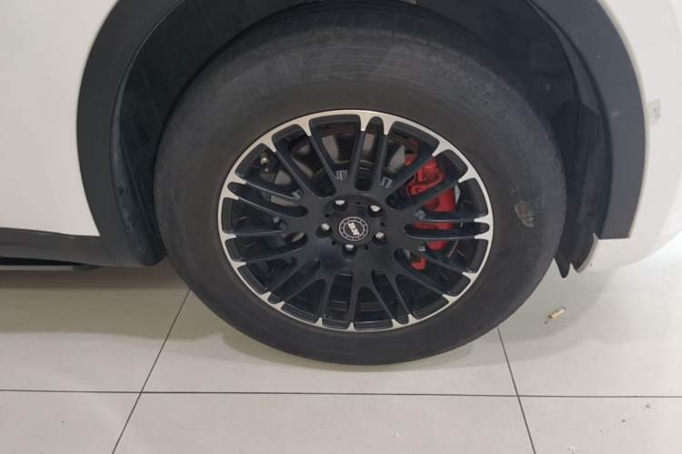 Used Maserati Levante 2018 3.0T Classic Edition Right Front Wheel Hub