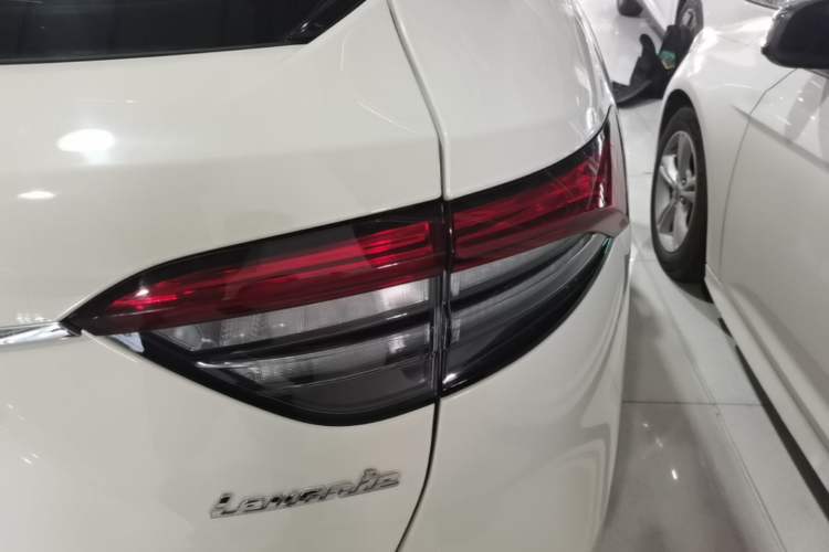 Used Maserati Levante 2018 3.0T Classic Edition Right Rear Taillight