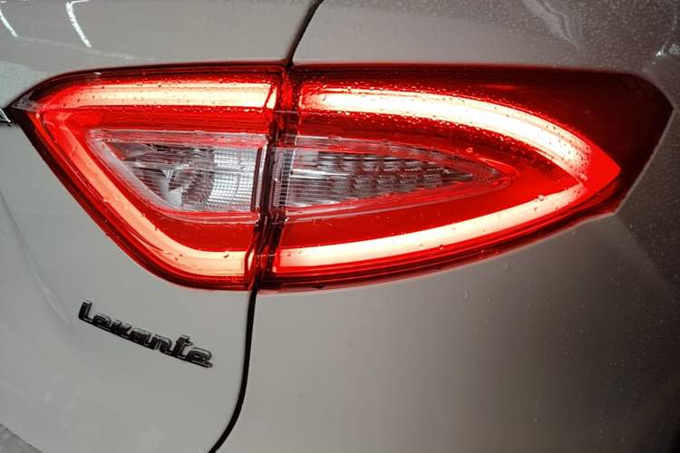Used Maserati Levante 2018 3.0T Classic Edition Right Rear Taillight