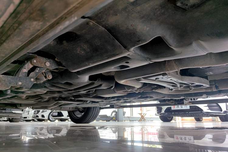 Used Maserati Levante 2018 3.0T Standard Edition Right Side Sill
