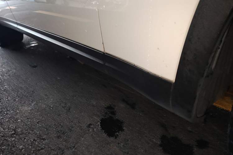 Used Maserati Levante 2018 3.0T Classic Edition Right Side Sill