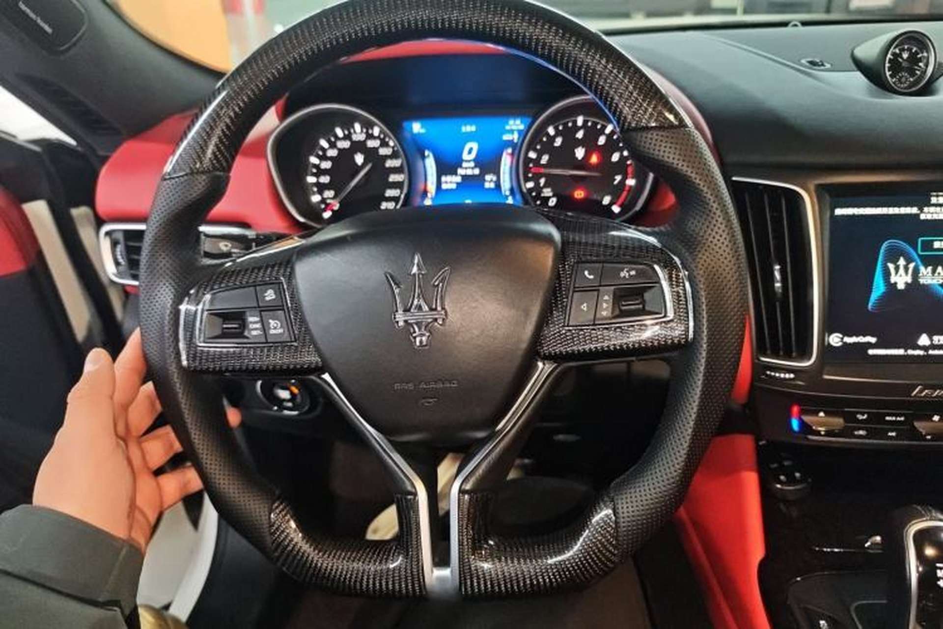 Used Maserati Levante 2018 3.0T Classic Edition Steering Wheel