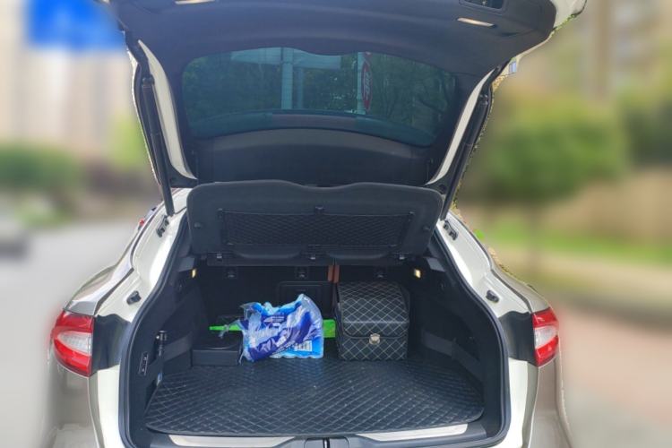 Used Maserati Levante 2018 3.0T Classic Edition Trunk