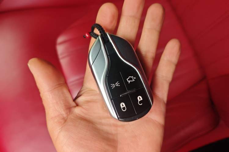 Used Maserati Levante 2018 3.0T Standard Edition Vehicle Key