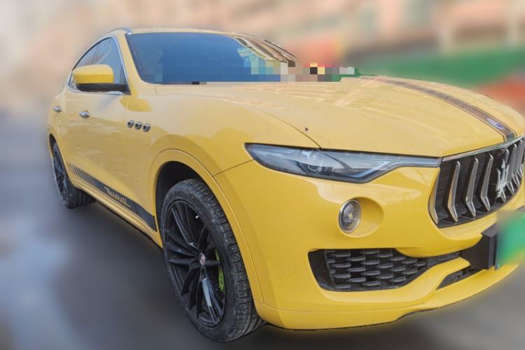 Used Maserati Levante 2018 3.0T Classic Edition Front Right 45 Deg