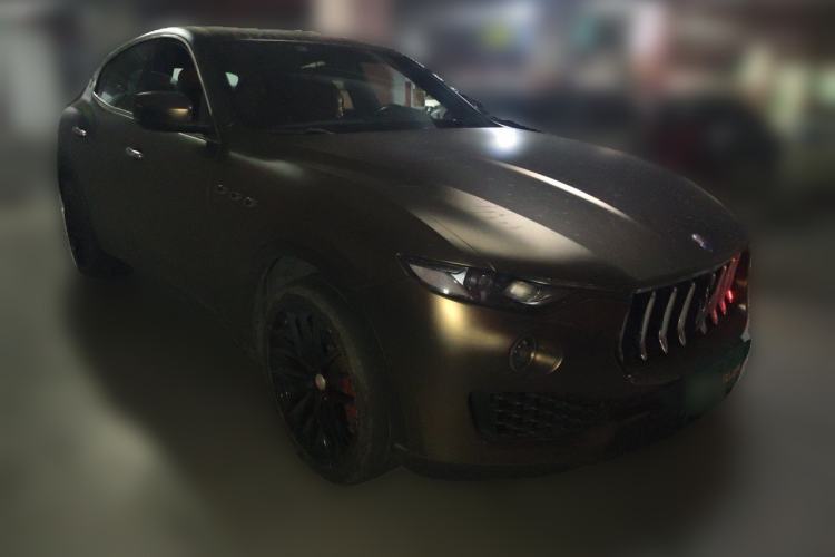 Used Maserati Levante 2018 3.0T Classic Edition Front Right 45 Deg