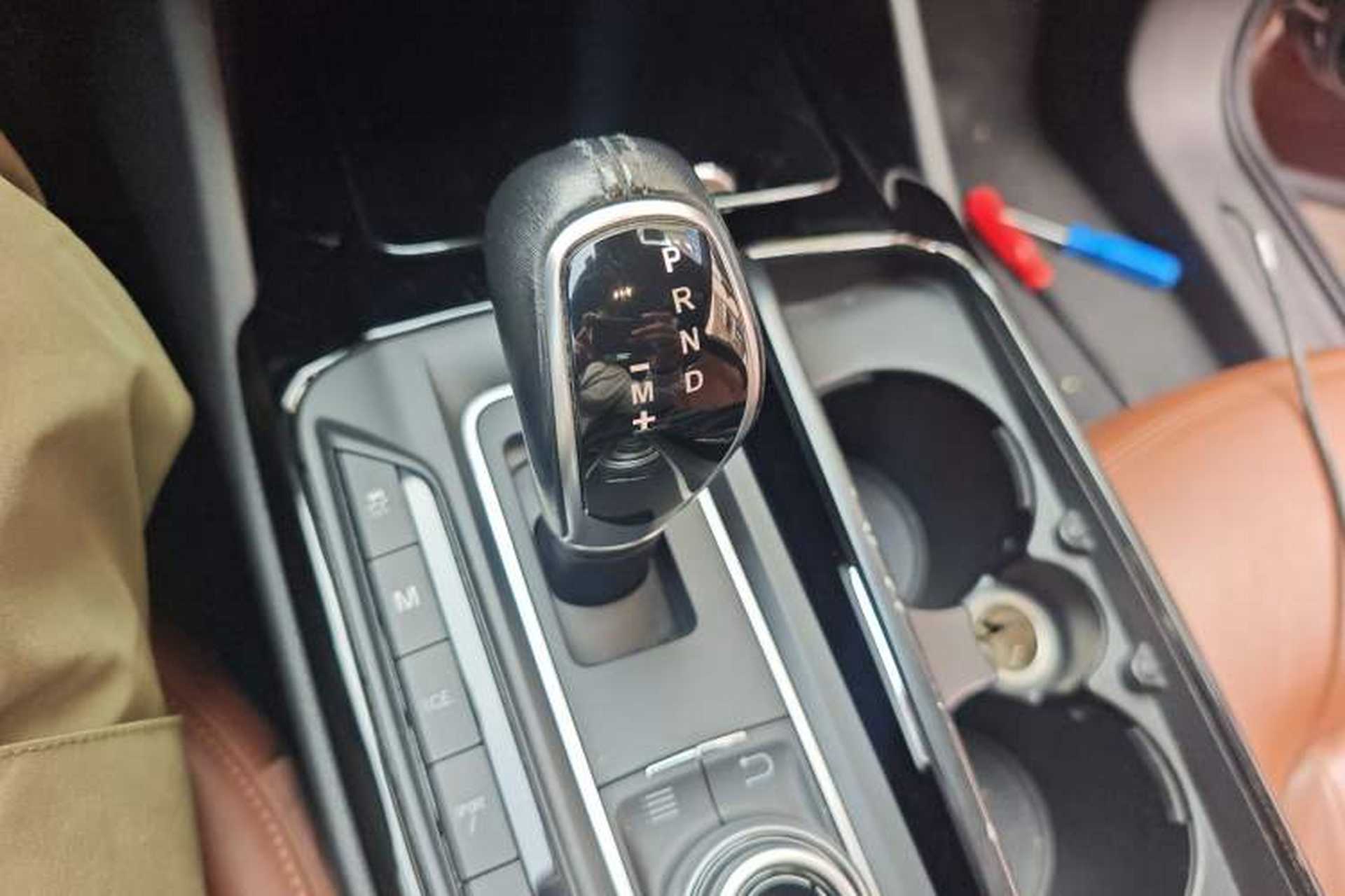 Used Maserati Levante 2018 3.0T Classic Edition Gear Lever