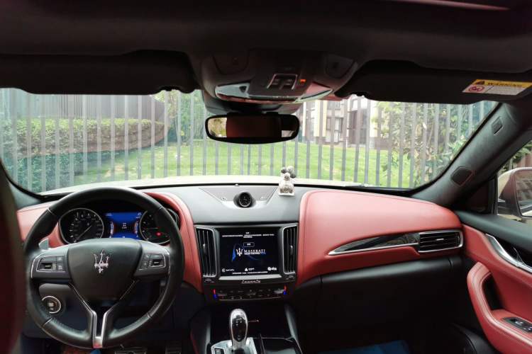 Used Maserati Levante 2018 3.0T Standard Edition Headliner