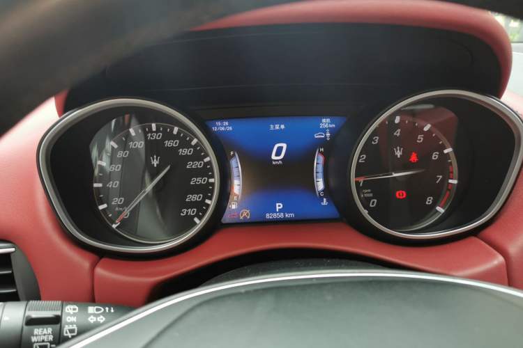 Used Maserati Levante 2018 3.0T Standard Edition Instrument Cluster