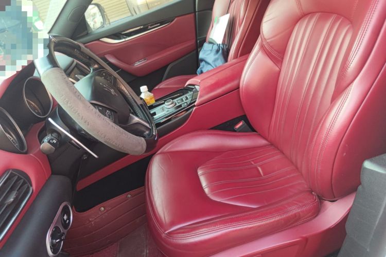 Used Maserati Levante 2018 3.0T Classic Edition Left Front Seat