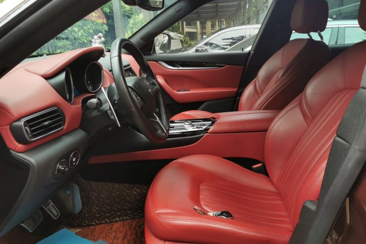 Used Maserati Levante 2018 3.0T Standard Edition Left Front Seat