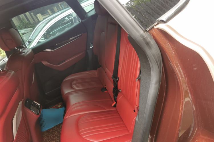 Used Maserati Levante 2018 3.0T Standard Edition Left Rear Seat