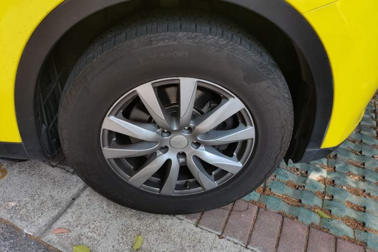Used Maserati Levante 2018 3.0T Classic Edition Right Front Wheel Hub