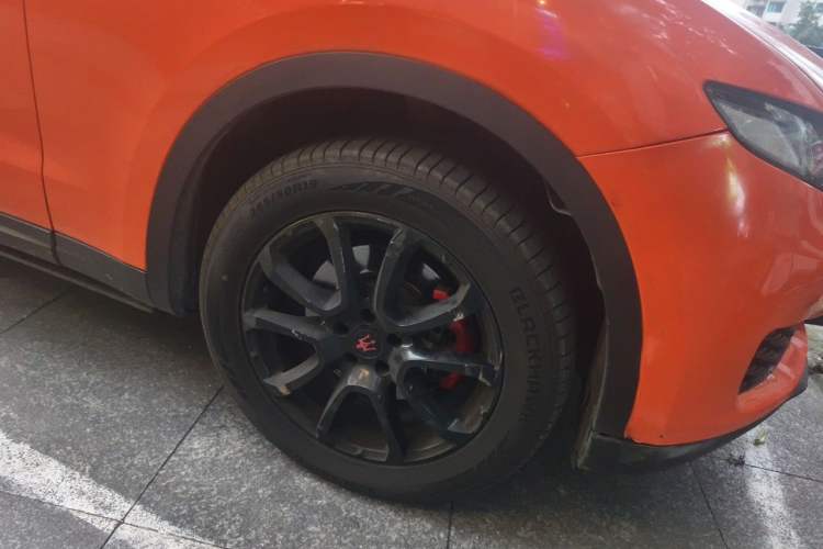 Used Maserati Levante 2018 3.0T Classic Edition Right Front Wheel Hub