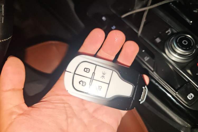 Used Maserati Levante 2018 3.0T Classic Edition Vehicle Key