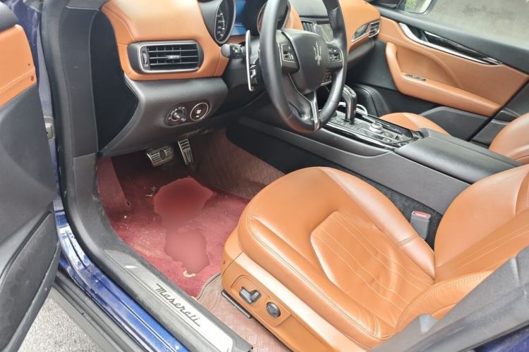 Used Maserati Levante 2019 3.0T Standard Version China VI Driver Seat