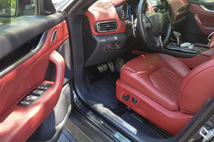 Used Maserati Levante 2019 3.0T Standard Version China VI Driver Seat
