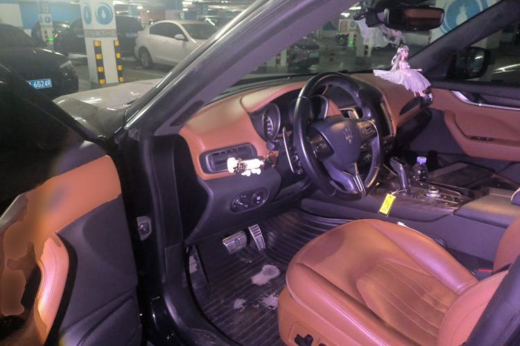 Used Maserati Levante 2019 3.0T Standard Version China VI Driver Seat