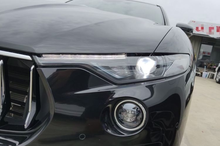Used Maserati Levante 2019 3.0T Standard Version China VI Left Front Headlight