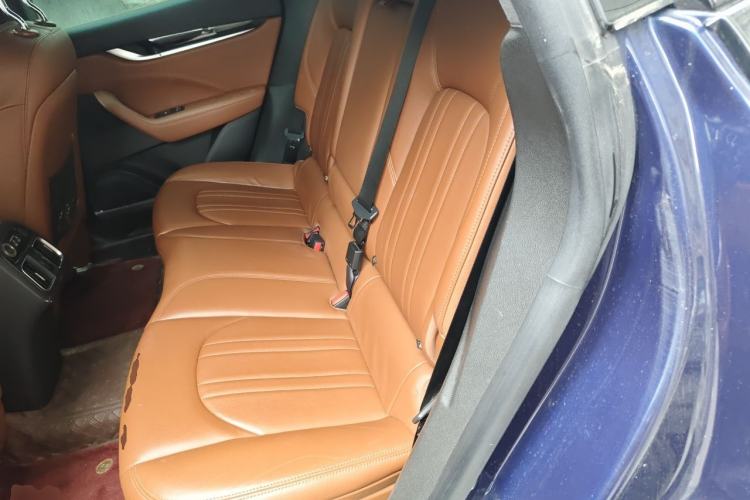 Used Maserati Levante 2019 3.0T Standard Version China VI Left Rear Seat