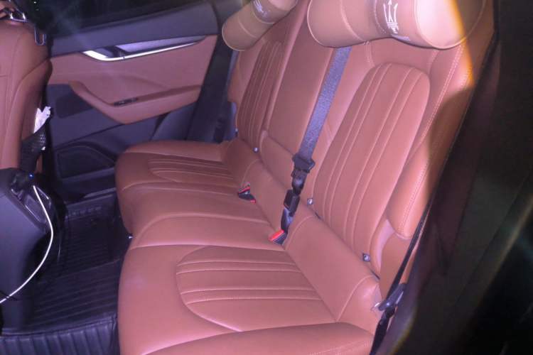 Used Maserati Levante 2019 3.0T Standard Version China VI Left Rear Seat