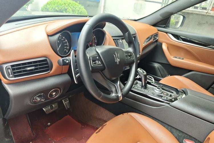 Used Maserati Levante 2019 3.0T Standard Version China VI Steering Wheel