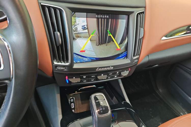 Used Maserati Levante 2019 3.0T Standard Version China V Emission Standard Audio And AC Panel