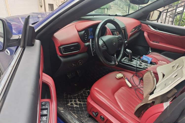 Used Maserati Levante 2019 3.0T Standard Version China VI Driver Seat
