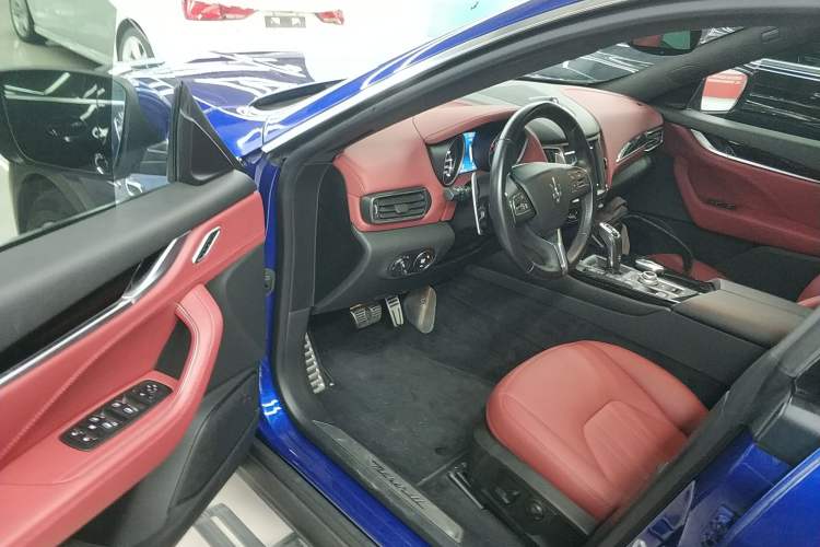Used Maserati Levante 2019 3.0T Standard Version China VI Driver Seat