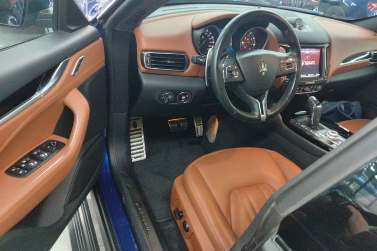 Used Maserati Levante 2019 3.0T Standard Version China VI Driver Seat