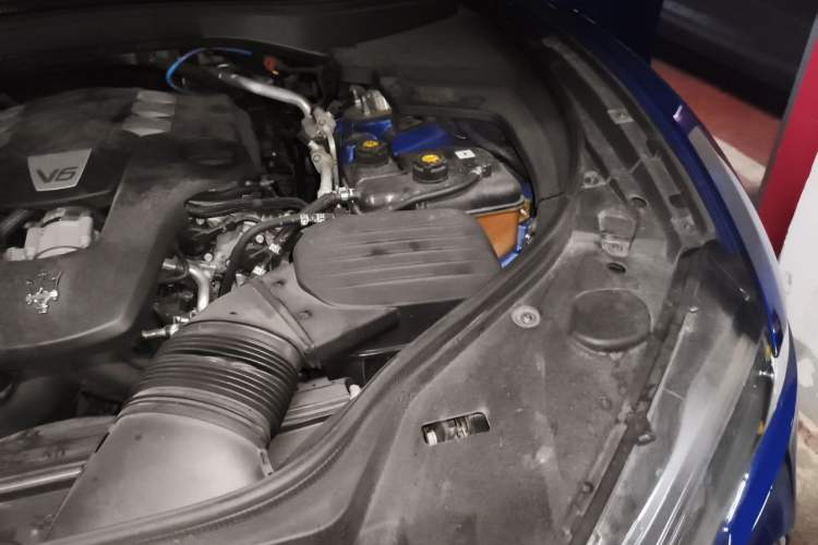Used Maserati Levante 2019 3.0T Standard Version China VI Engine Bay Left