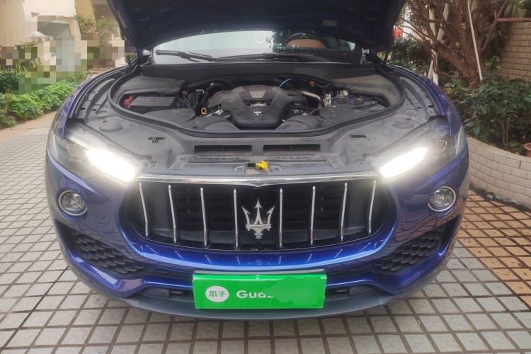 Used Maserati Levante 2019 3.0T Standard Version China VI Engine Bay