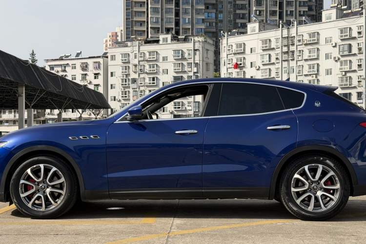 Used Maserati Levante 2019 3.0T Standard Version China VI Exterior 4