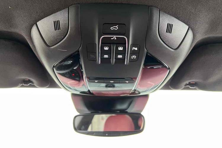 Used Maserati Levante 2019 3.0T Standard Version China VI Interior 1
