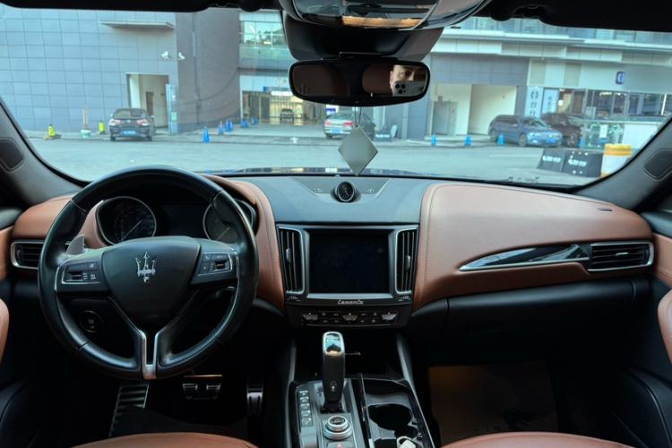 Used Maserati Levante 2019 3.0T Standard Version China VI Interior 1