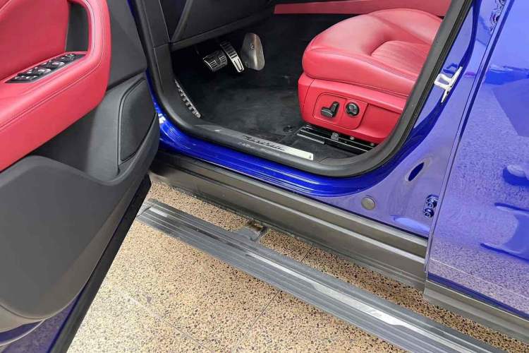 Used Maserati Levante 2019 3.0T Standard Version China VI Interior 12