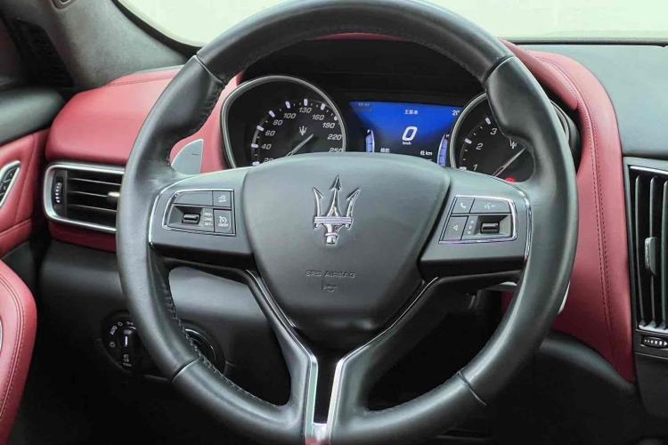 Used Maserati Levante 2019 3.0T Standard Version China VI Interior 14
