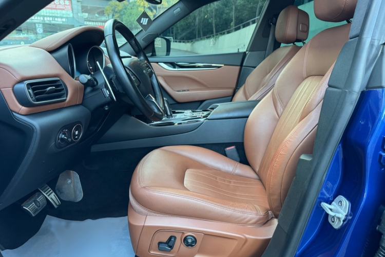 Used Maserati Levante 2019 3.0T Standard Version China VI Interior 3