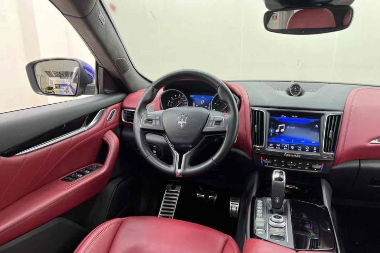 Used Maserati Levante 2019 3.0T Standard Version China VI Interior 5