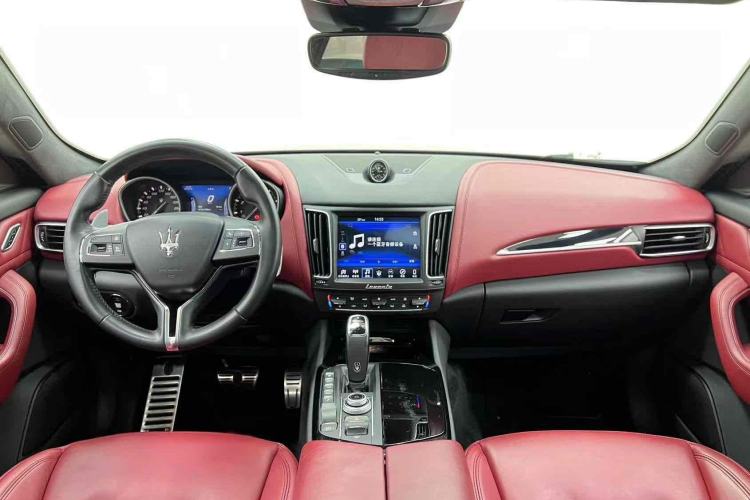 Used Maserati Levante 2019 3.0T Standard Version China VI Interior 6