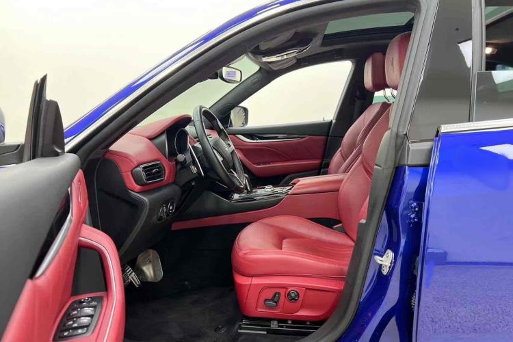 Used Maserati Levante 2019 3.0T Standard Version China VI Interior 9