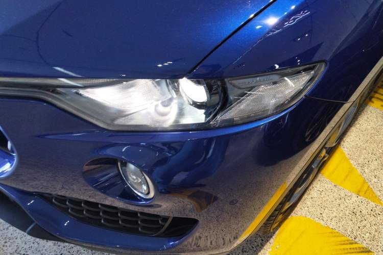 Used Maserati Levante 2019 3.0T Standard Version China VI Left Front Headlight