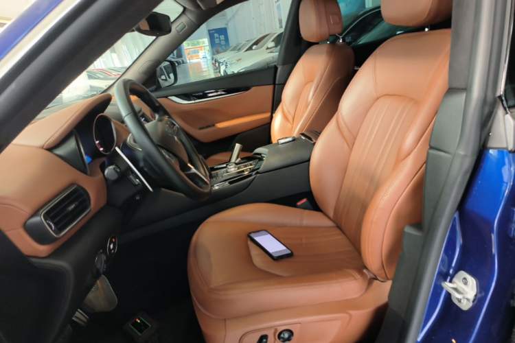 Used Maserati Levante 2019 3.0T Standard Version China VI Left Front Seat