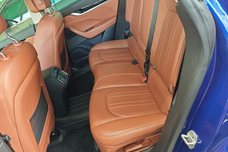 Used Maserati Levante 2019 3.0T Standard Version China V Emission Standard Left Rear Seat