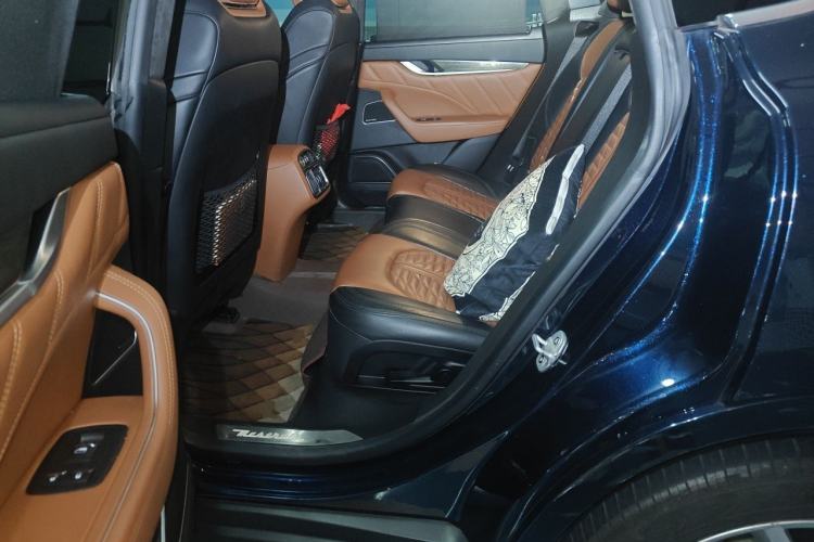 Used Maserati Levante 2019 3.0T Standard Version China V Emission Standard Left Rear Seat